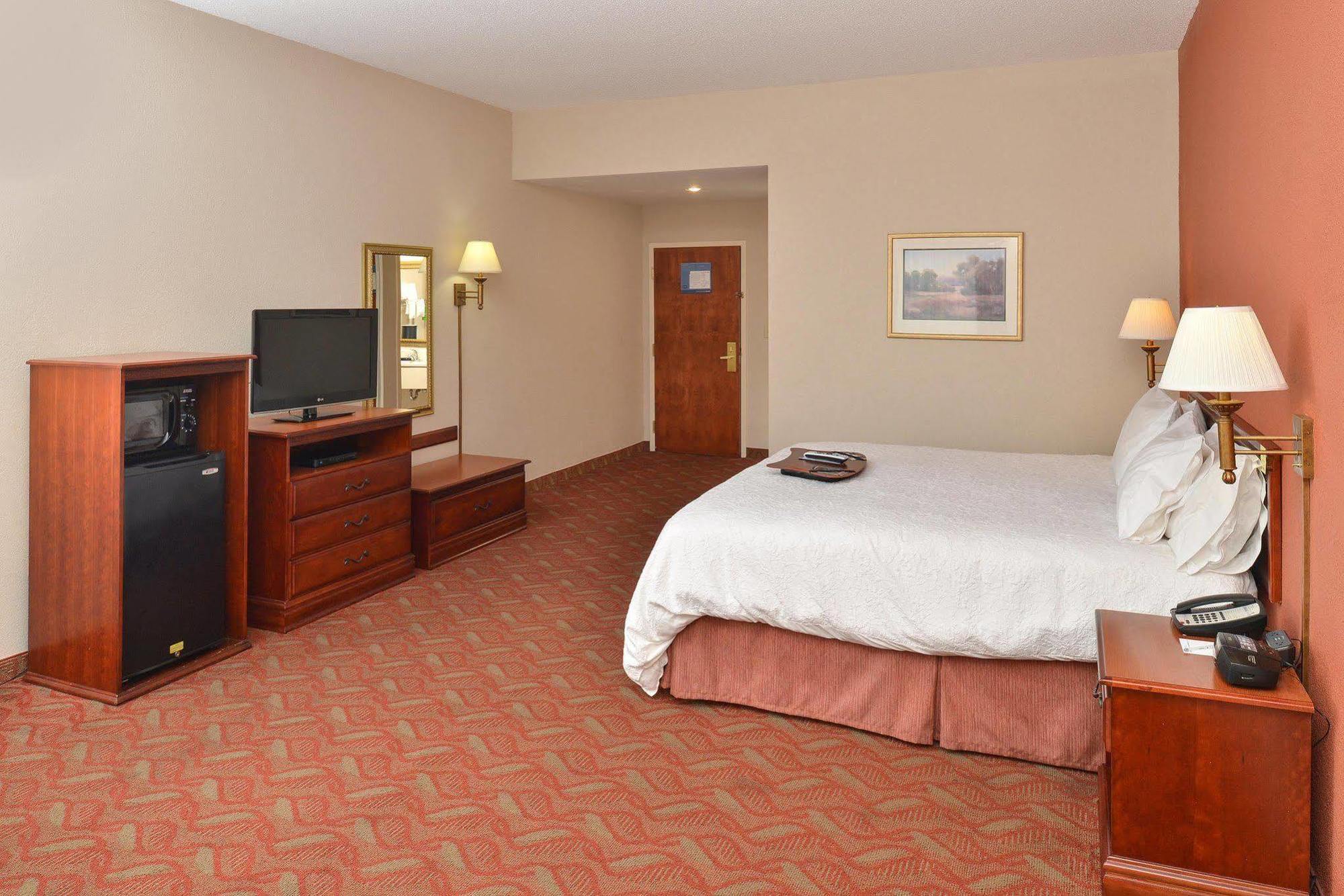 Hampton Inn Selma Exterior photo